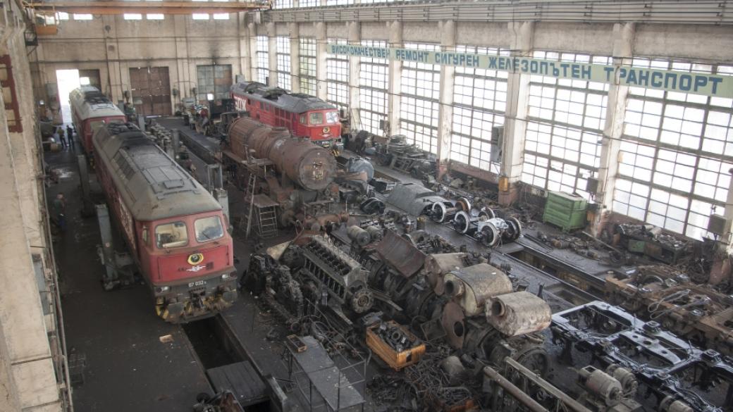 БДЖ продължава да търси кой да ремонтира пътническите локомотиви