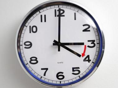 Тази нощ местим стрелките с час напред