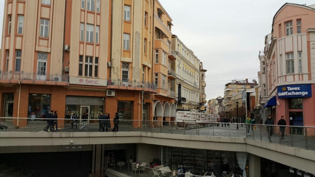 Многоетажен паркинг за близо 500 коли ще строят в Пловдив