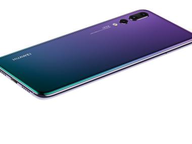 Huawei представи първия в света смартфон с тройна камера