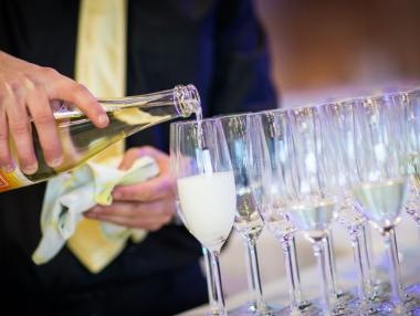 Опитват редки сортове в битка за титлата „Сомелиер на годината“