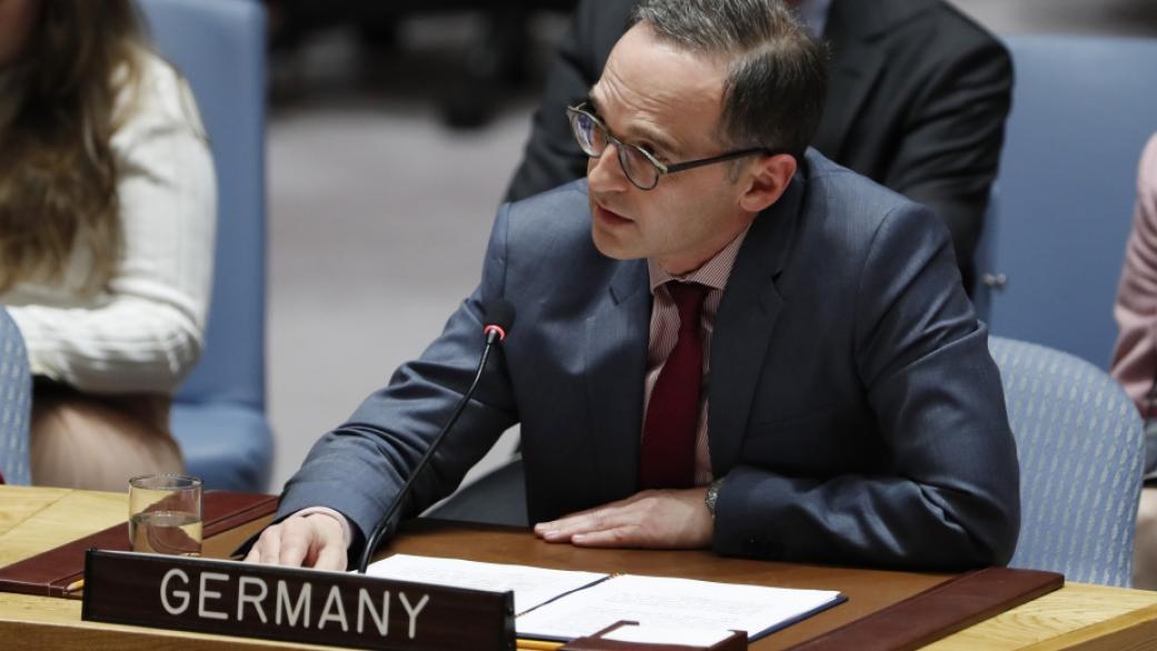 Германия иска да запази диалога с Русия