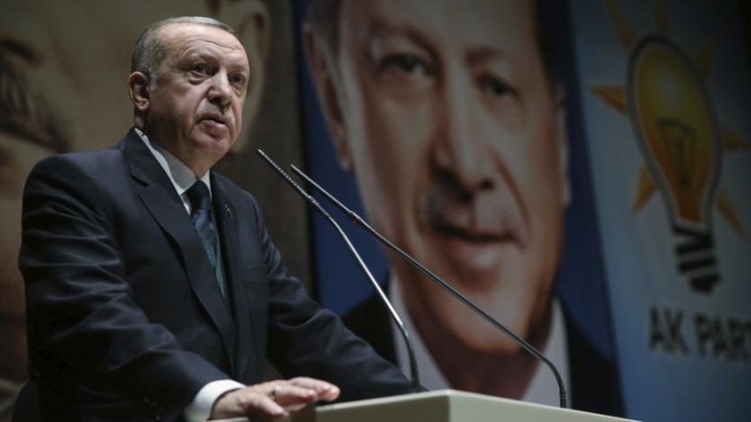 Турски дипломати и чиновници масово търсят спасение в Германия