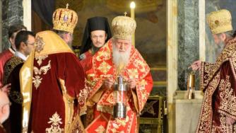 Даваме на Македония Благодатния огън от Ерусалим