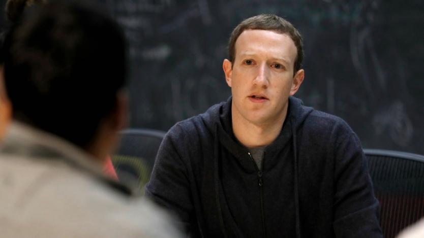 Facebook изтрива над 270 страници и профили на руска организация