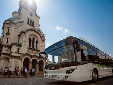 Метро и автобуси ще има до 1 ч. в София в събота вечер