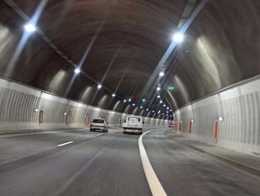 АПИ обяви ограниченията за камионите на 9 април