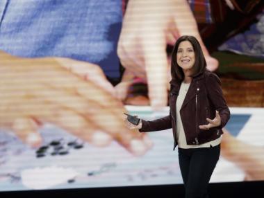 Apple започва най-трудната битка от основаването си насам