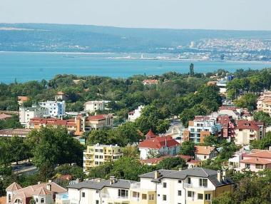 Колко излиза покупката на жилище във Варна