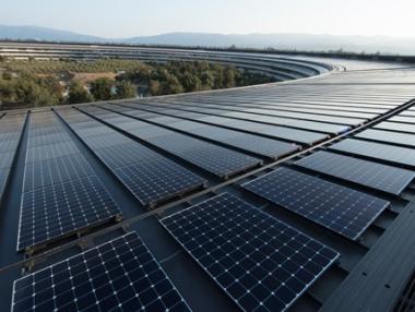 Всички съоръжения на Apple по света вече ползват 100% чиста енергия