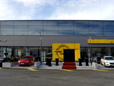 Opel откри нов представителен център в София