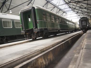 БДЖ се хвали с „нови“ седалки за машинистите