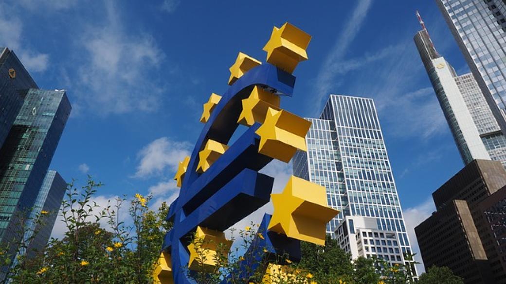 Европейската банка и задъхващата се еврозона