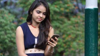 Два от най-големите телекома в Индия сливат мрежите си