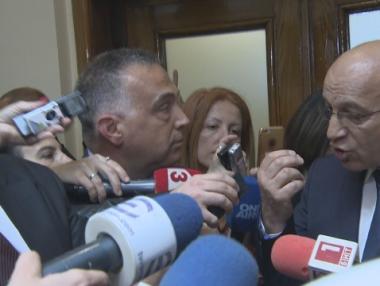 БСП поиска оставката на зам.-председателя на парламента Емил Христов