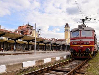 С новите влакове ще се стига за 3 часа и половина от София до Бургас