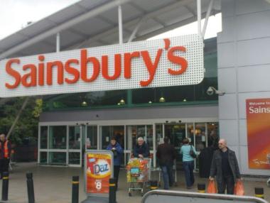 Sainsbury's се слива с Asda в сделка за 13.3 млрд. паунда