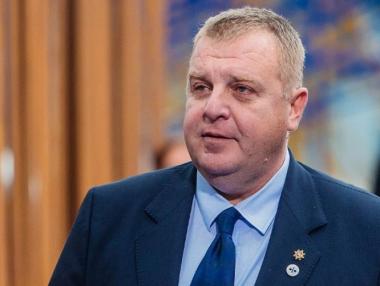 „Бих поканил Нинова, ако не е седнала на агнешко, да дойде да си поговорим като българи“