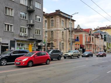 Вдигат таксите за регистрационни номера по избор