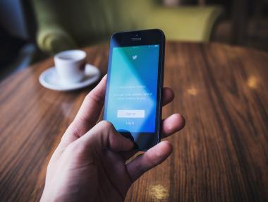 Twitter препоръча на потребителите да сменят паролите си