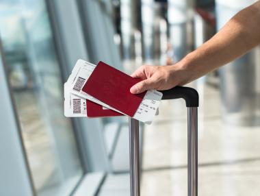 Какво трябва да знаем за бордната карта за самолетен полет