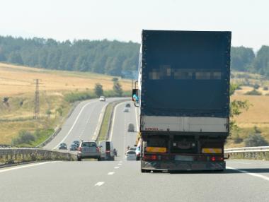 КРИБ подкрепя българските превозвачи срещу новите европейски правила