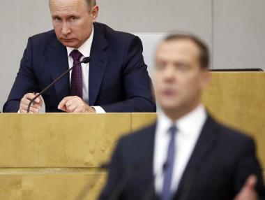 Без изненада: Медведев е новият стар премиер на Русия