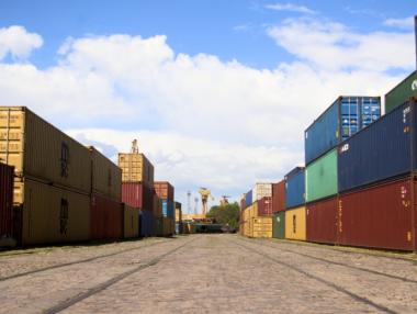 Растежът на българския износ се забавя