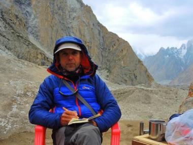 Два хеликоптера са излетели да търсят Боян Петров