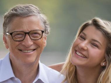 Какво направи Бил Гейтс с подарените му за рождения ден Bitcoin