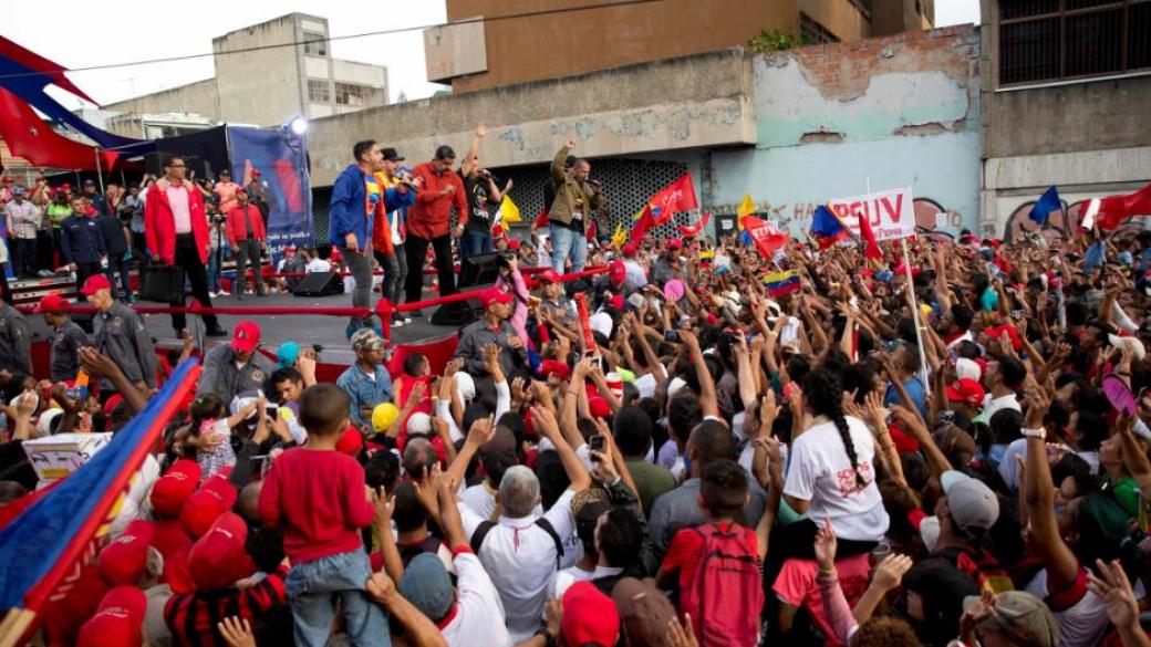 Венецуела затъва в разочарование в навечерието на очакваната победа на Мадуро