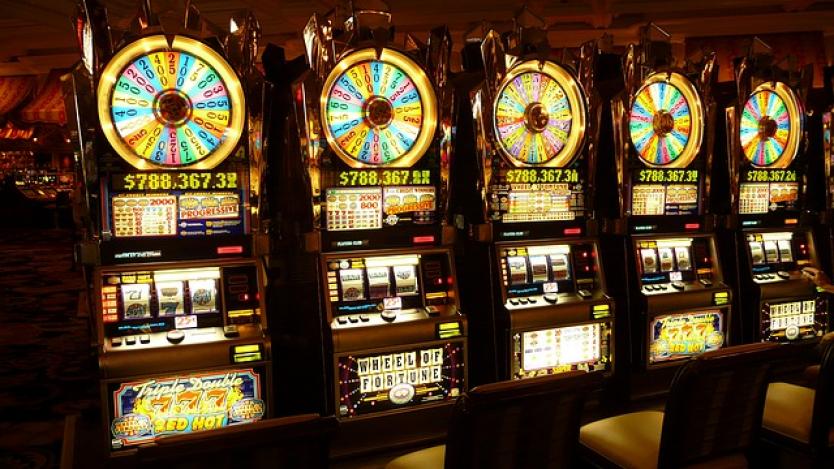 И Великобритания с мерки срещу хазарта - ограничава до £2 залога на машините