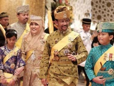 10-те най-богати кралски особи в света