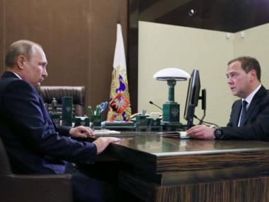 Путин одобри новото старо руско правителство