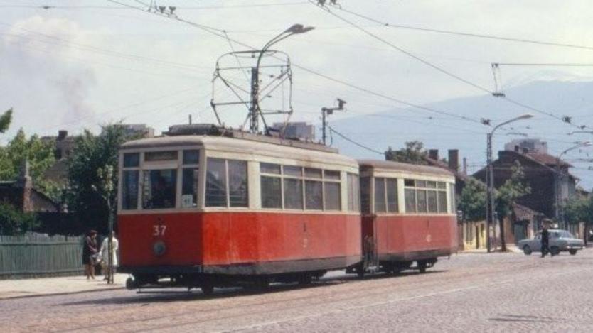 Столичните трамваи през последните сто години