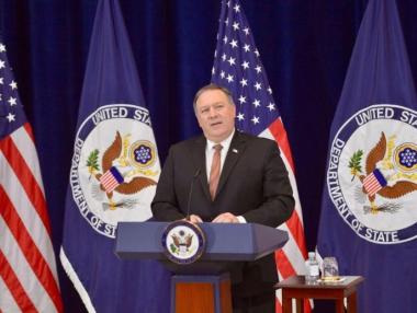 САЩ заплашиха Иран с „най-тежките санкции в историята“