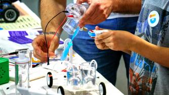 Мини-коли на водород идват на тест драйв в София