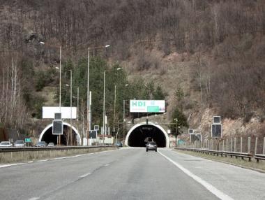 Ремонтират три тунела на „Хемус“ и „Тракия“