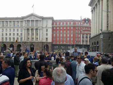 Протест и контрапротест за АЕЦ „Белене”