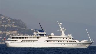 Суперяхтата на Саддам Хюсеин става хотел за мореплаватели