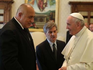 Папа Франциск прие поканата на Бойко Борисов да посети България