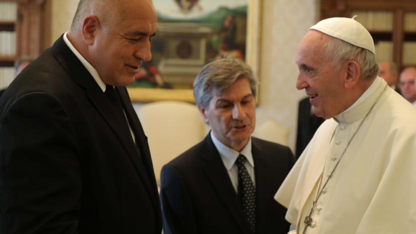 Папа Франциск прие поканата на Бойко Борисов да посети България