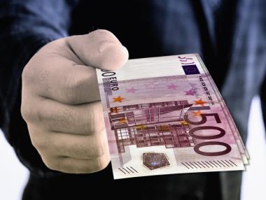 Непрочетените доклади за еврото