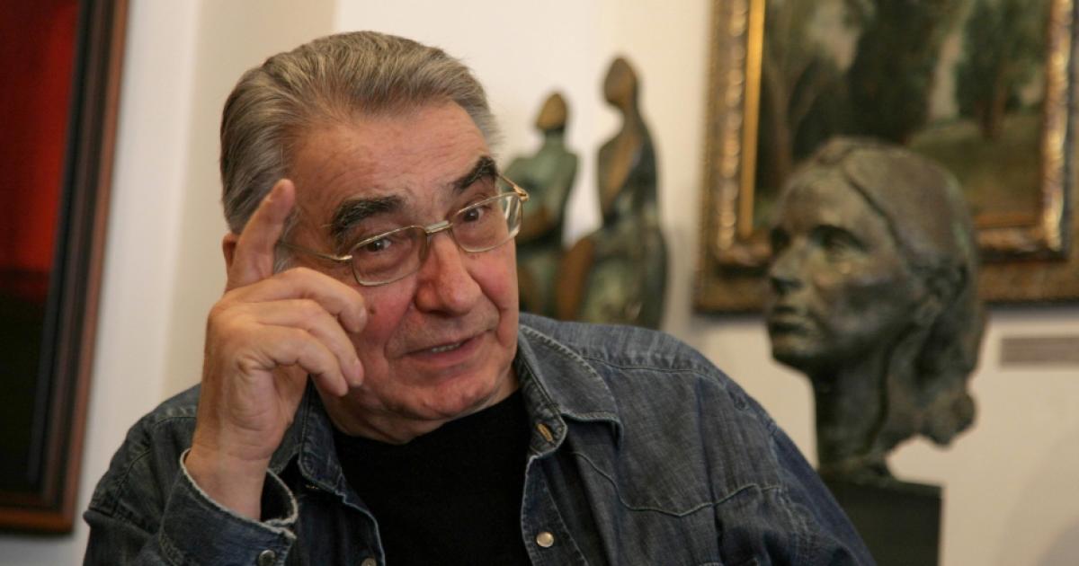 Почина големият художник Светлин Русев
