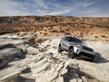 Jaguar Land Rover разработва автономни офроуд SUV автомобили