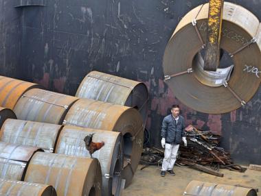 САЩ съвсем скоро връщат митата върху стоманата и алуминия от ЕС