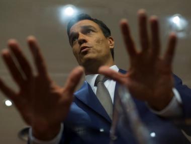 Кой е новият премиер на Испания Педро Санчес