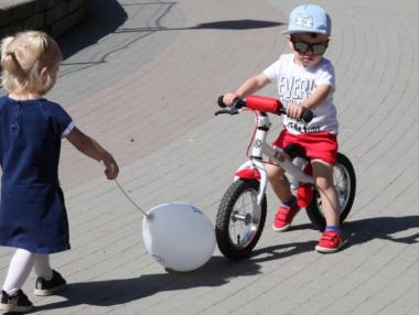 Децата, игрите и усмивките за Деня на детето