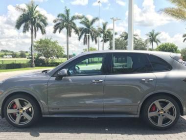 Porsche ограничава продажбите в Европа заради екоизискванията