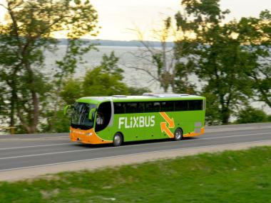 FlixBus стъпва и по морето